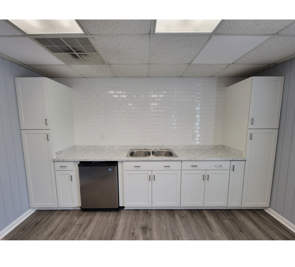Brighten Your Home with a Classic White Kitchen Remodel