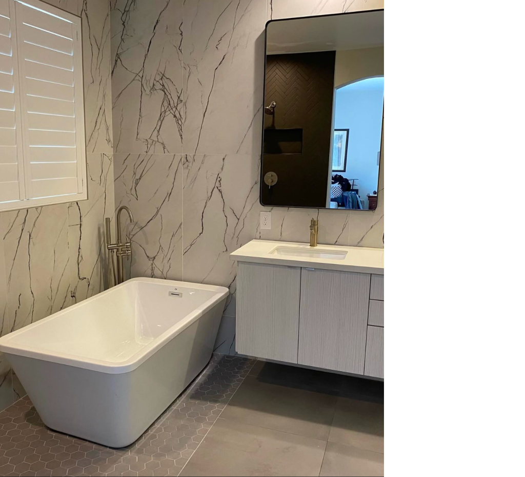 Floating Vanity & Marble Veins: A Modern Bath Sanctuary